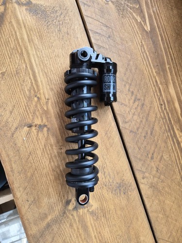 225x70 rockshox super deluxe - 225x70,