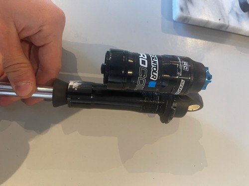 Suntour rear coil shock - sr,
